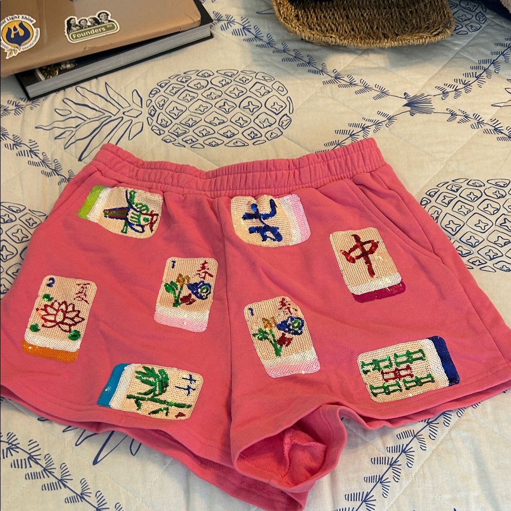 QUEEN OF SPARKLES Mahjong Shorts